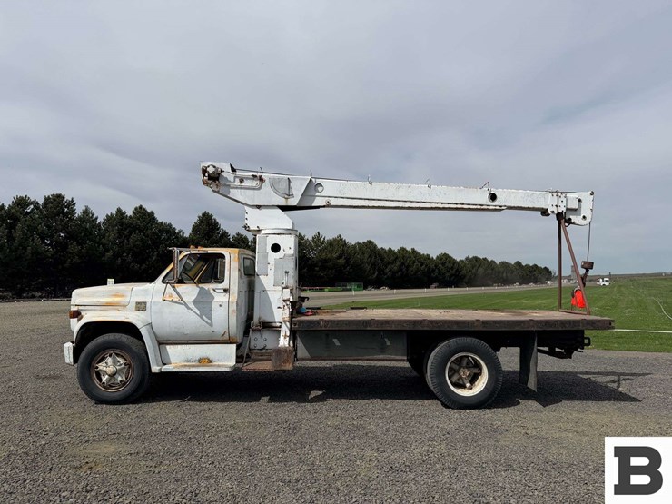 1975-chevrolet-c65-image-2