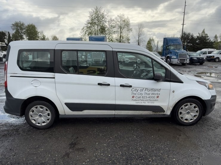 2016-ford-transit-connect-image-3