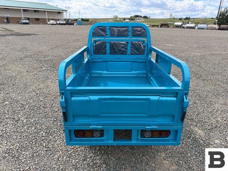 2025-ir-iret13-electric-tricycle-image-4