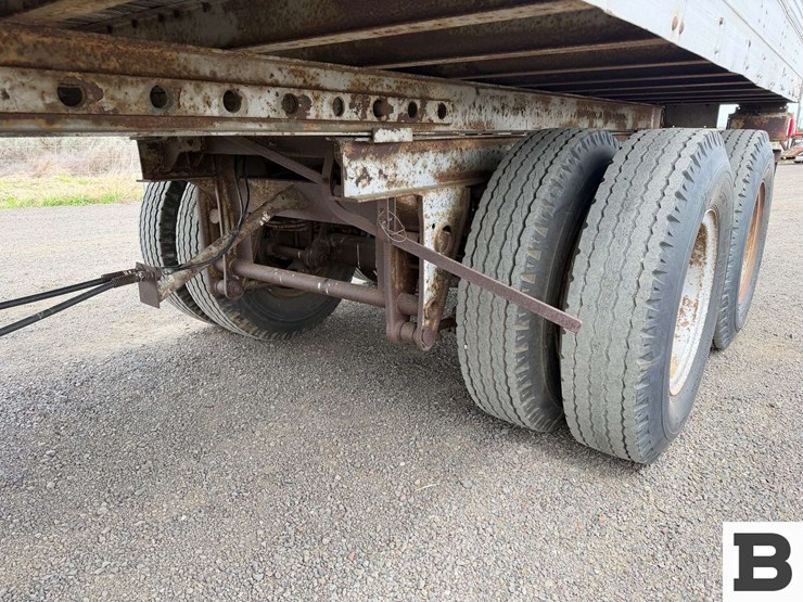 1974-fruehauf-trailer-image-16