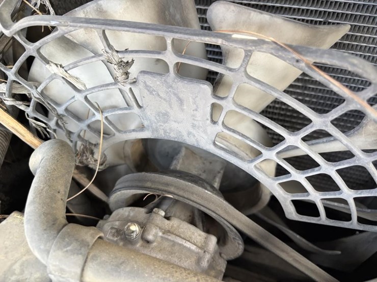 2020-caterpillar-2c6000-image-32