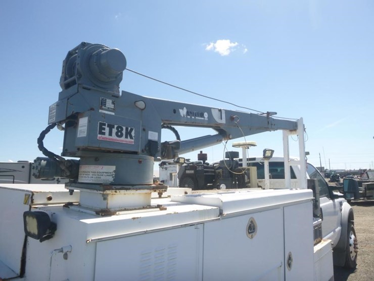 2008-ford-f550-image-11