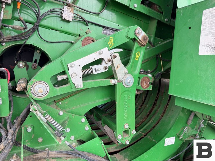2015-john-deere-l340-image-31