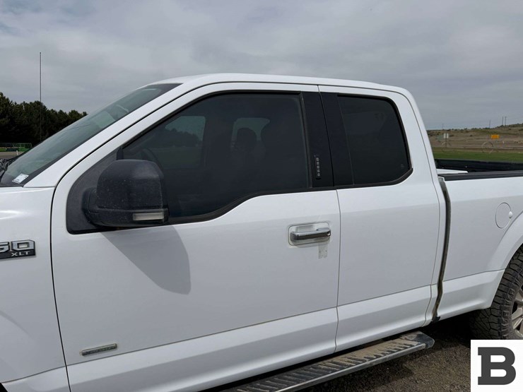 2017-ford-f150-image-13