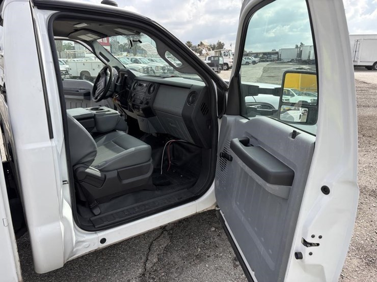 2013-ford-f250-image-9