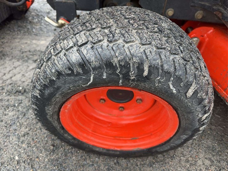 2019-kioti-cs2210-image-9