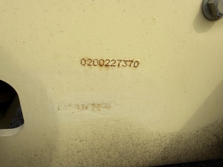 2014-jlg-4069le-image-19