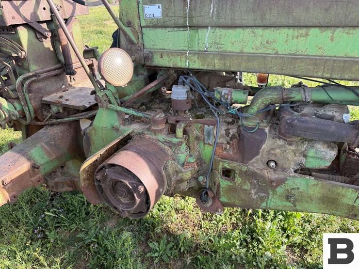 1957-john-deere-520-image-12