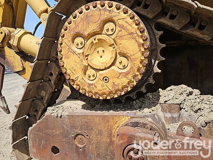 1980-caterpillar-d10-image-10