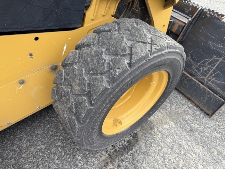 2017-caterpillar-226d-image-20