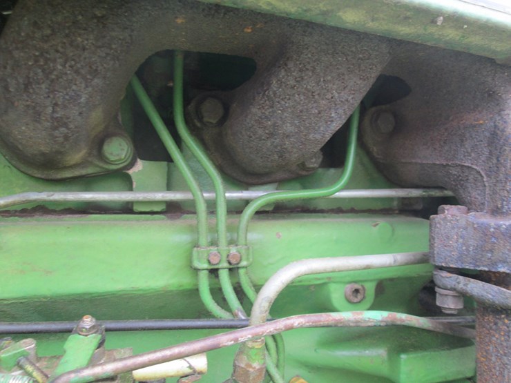 1976-john-deere-2040-image-26