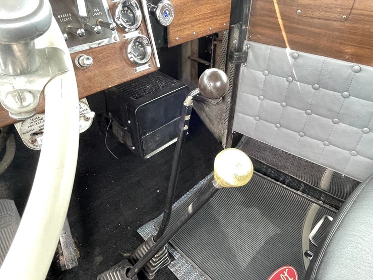 1970-peterbilt-358-image-116