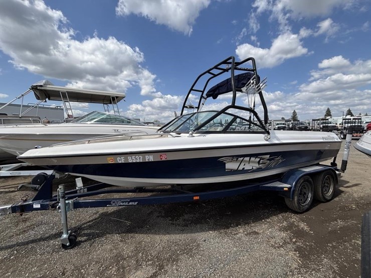 2001-unknown-trailer-image-5