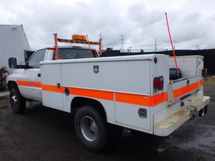 2001-dodge-ram-3500-image-4