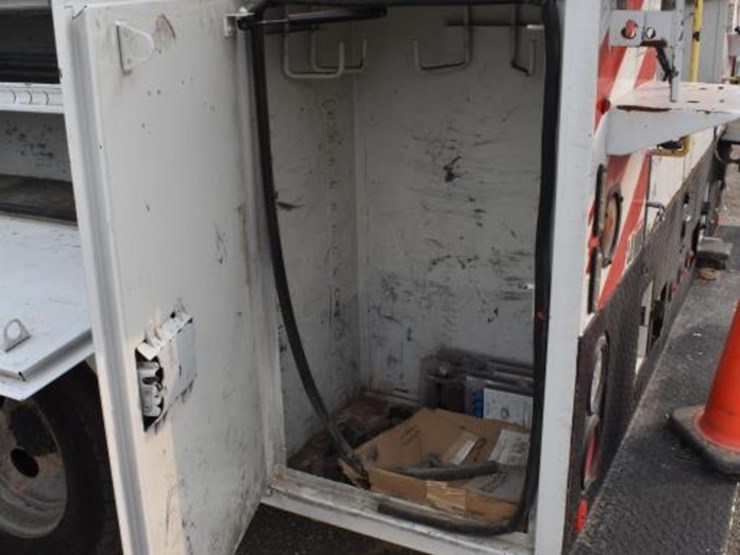 2014-ford-f550-image-12