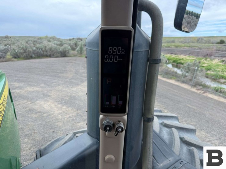 2012-john-deere-9510r-image-94