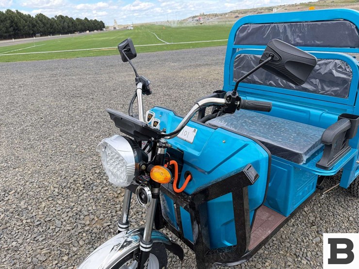 2025-ir-iret13-electric-tricycle-image-10