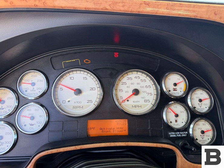 2012-international-prostar-image-68