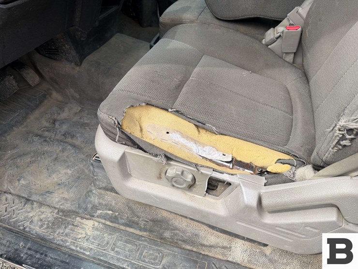 2010-ford-f150-image-25