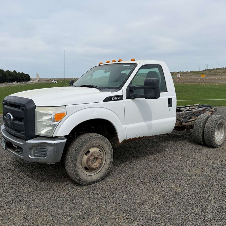 2011 FORD F350