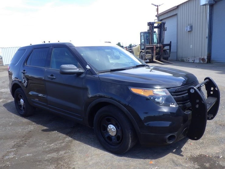 2014-ford-explorer-image-2
