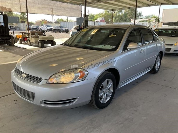 2016-chevrolet-impala-ls-sdn-image-4