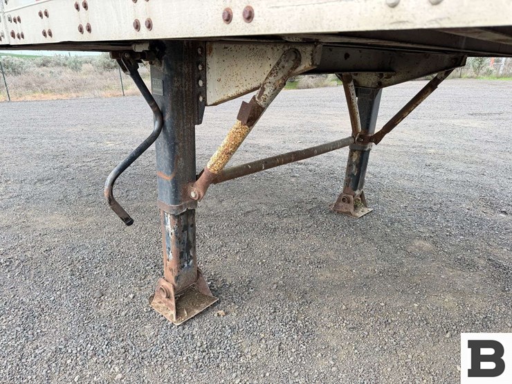 1983-fruehauf-open-top-image-13