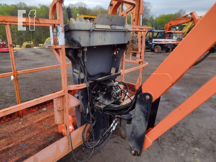 4-jlg-1200sjp-image-33