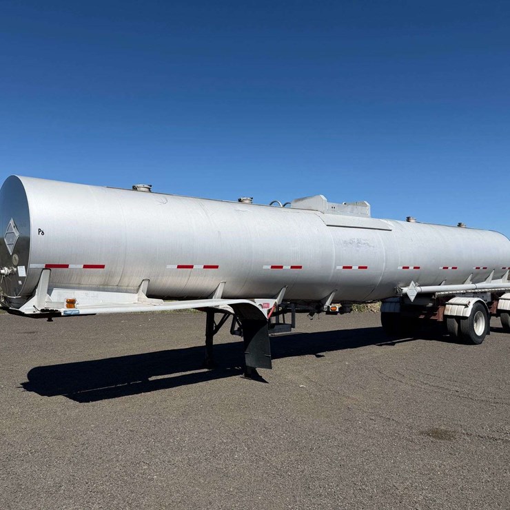 1994 West-Mark Tanker Trailer