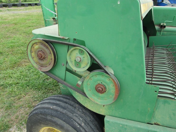 john-deere-348-image-23