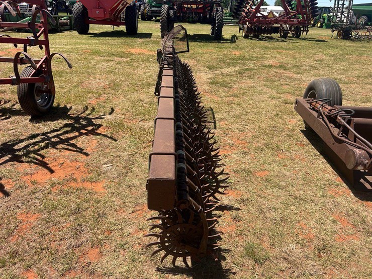 john-deere-400-image-2