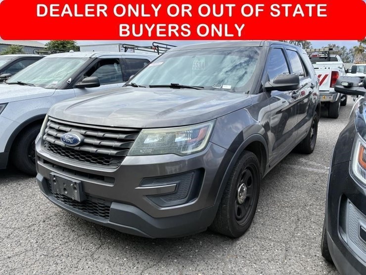 2017-ford-explorer-image-1