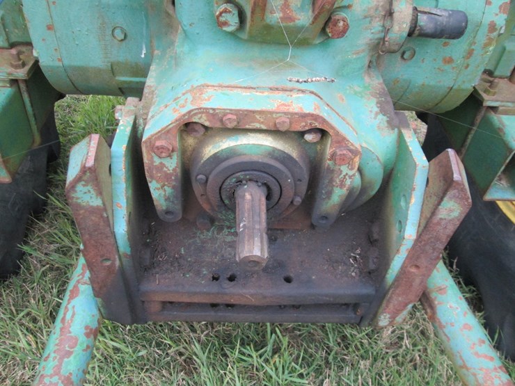 1982-john-deere-2840-image-8