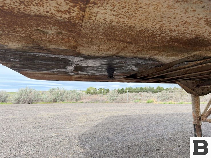 1984-fruehauf-open-top-image-11