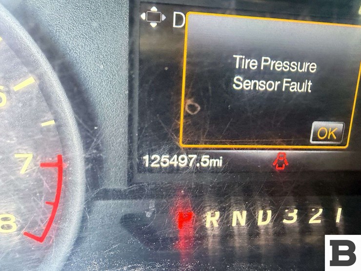 2016-ford-f150-image-34