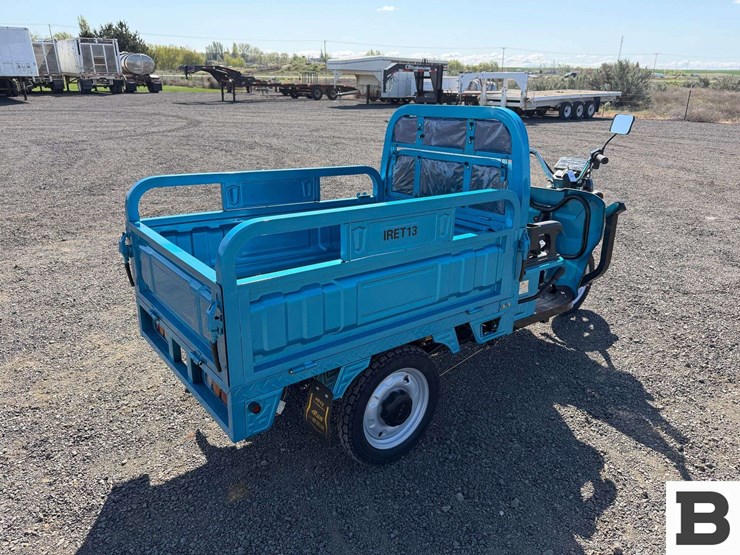 2025-ir-iret13-electric-tricycle-image-5