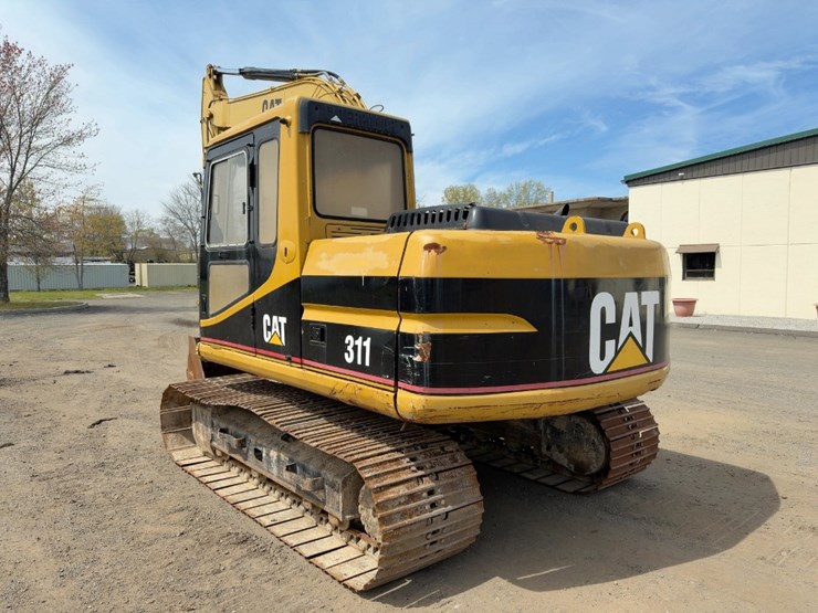 1993-caterpillar-311-image-3