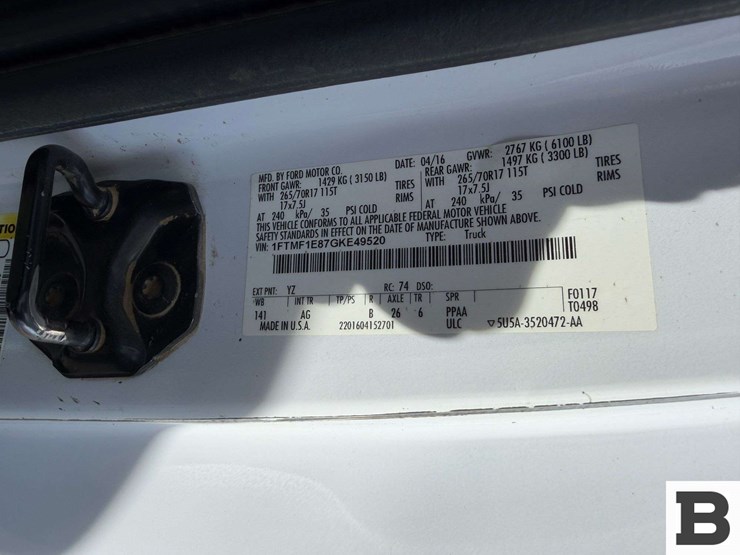 2016-ford-f150-image-31