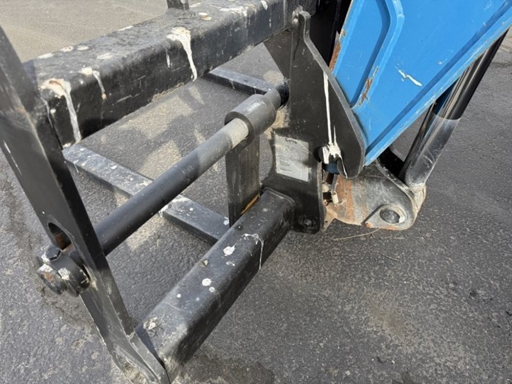 2014-genie-gth844-image-11