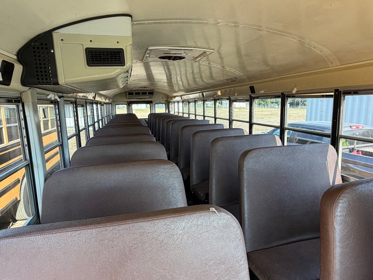 #551-•-#550-•-2011-international-school-bus-image-10