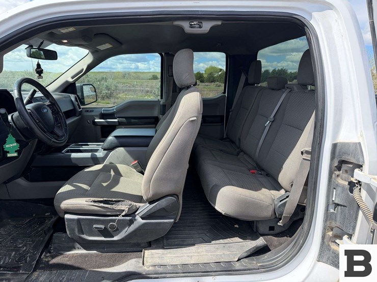 2018-ford-f150-image-23