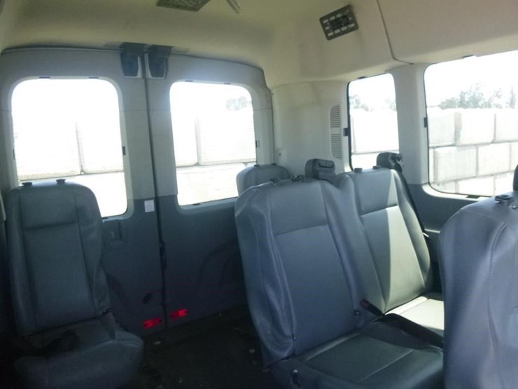 2017-ford-transit-image-15