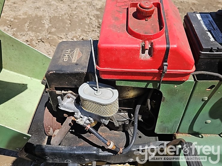 john-deere-111-image-14