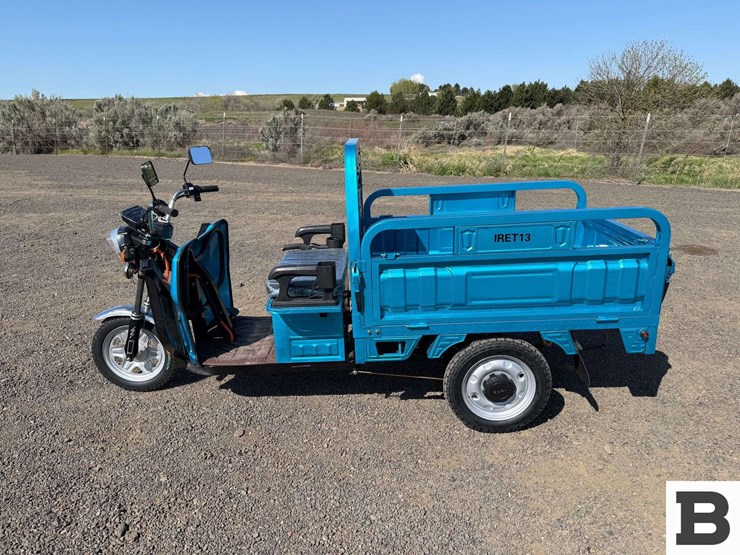 2025-ir-iret13-electric-tricycle-image-2