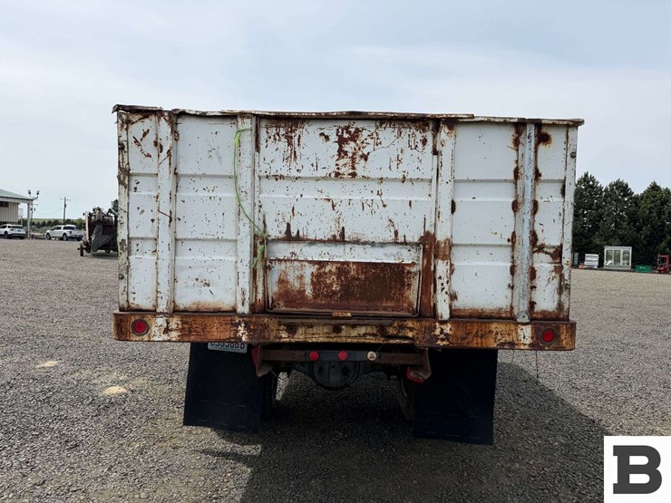 1976-ford-f750-image-4