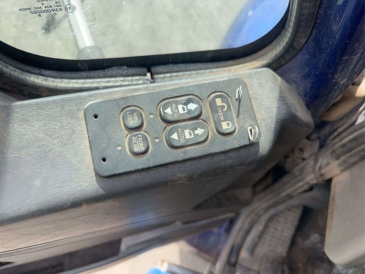 2016-international-4300-image-24