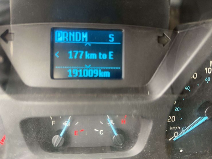 2018-ford-transit-image-27