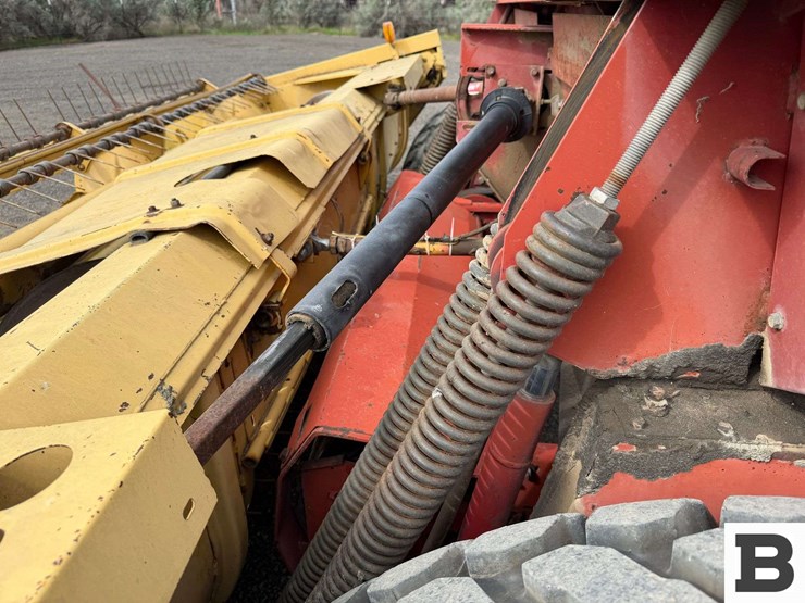 1991-new-holland-1118-image-21