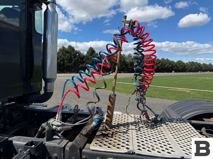 1998-kenworth-t800-image-14