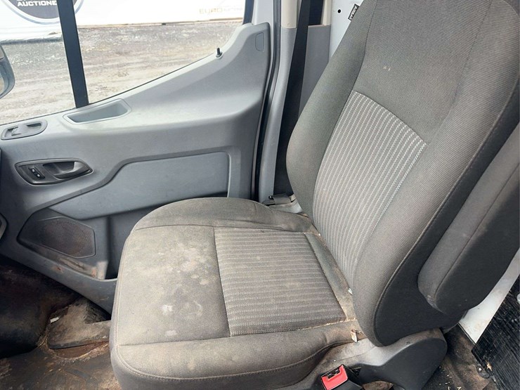 2018-ford-transit-image-22